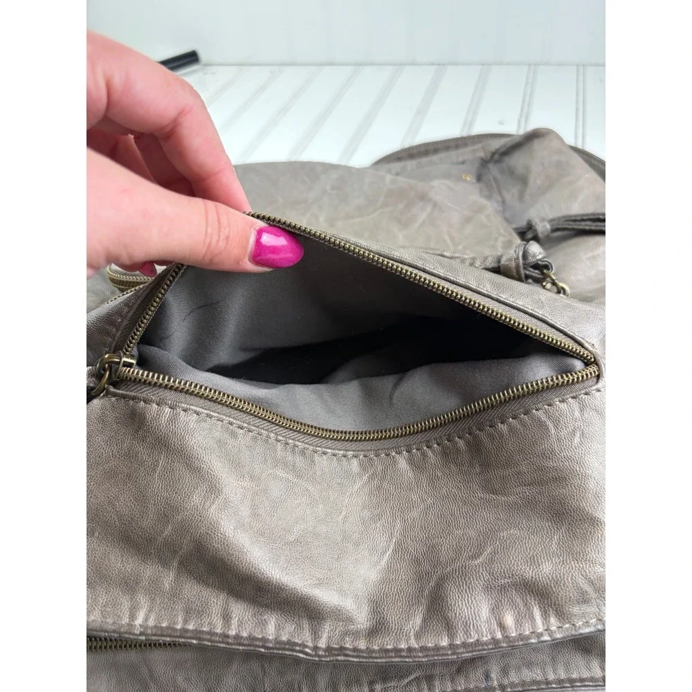 Stone & Co Vintage Y2K Taupe Distressed Slouchy Leather Shoulder Crossbody Bag